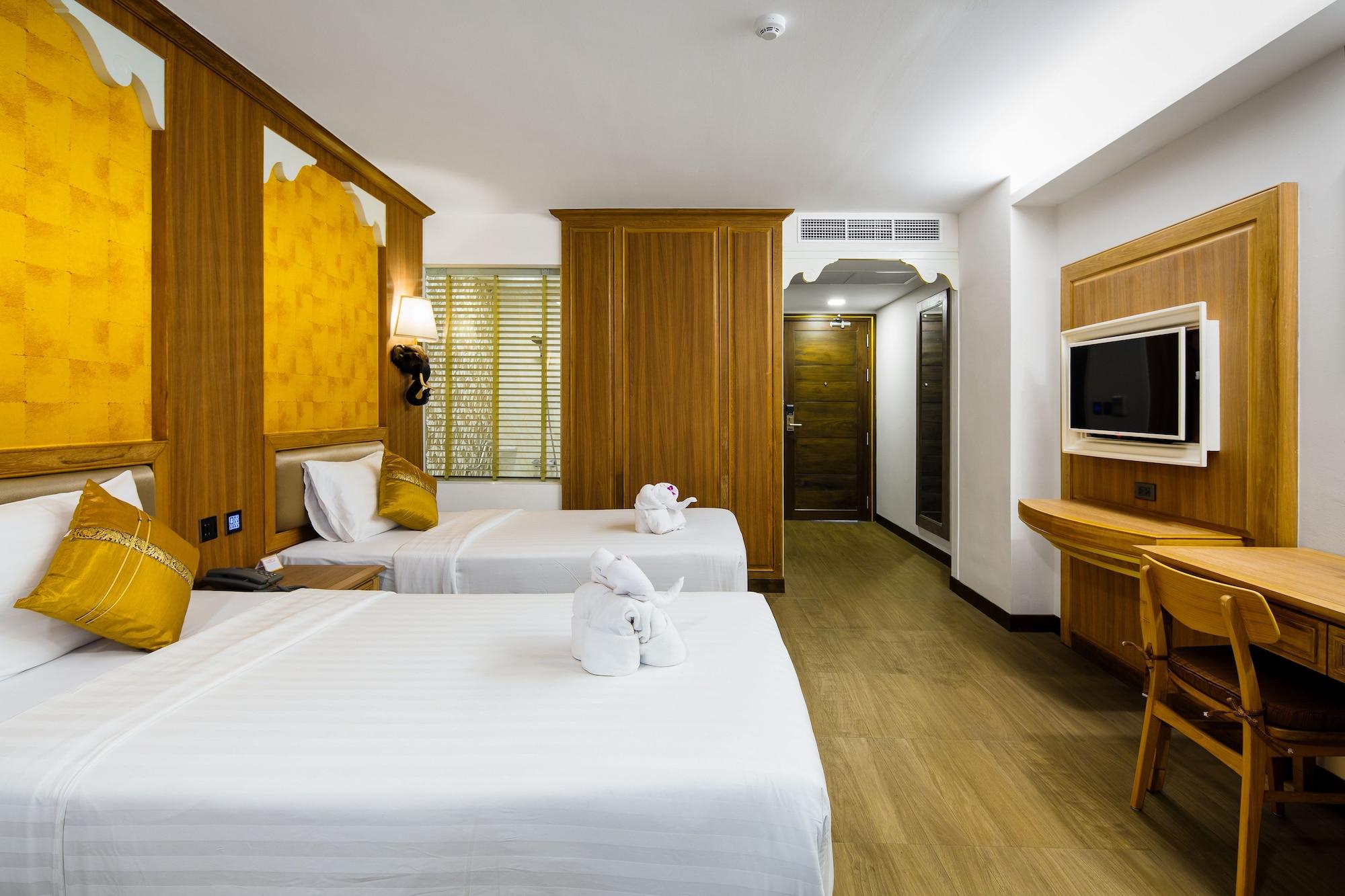 Aiyara Palace Pattaya Εξωτερικό φωτογραφία Deluxe Room