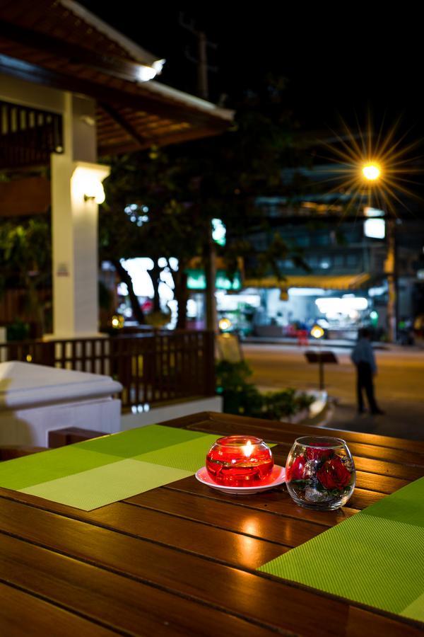 Aiyara Palace Pattaya Εξωτερικό φωτογραφία A restaurant in Pattaya