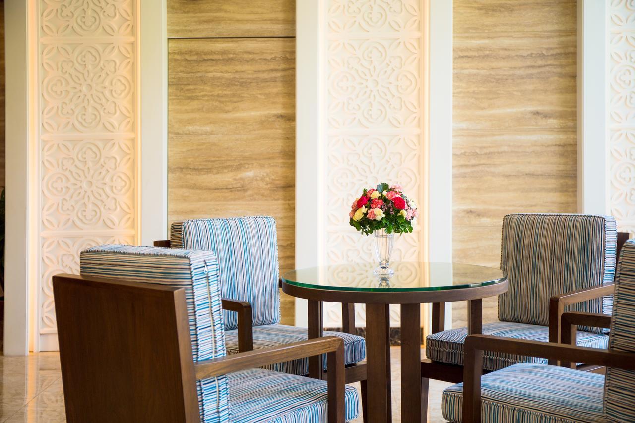 Aiyara Palace Pattaya Εξωτερικό φωτογραφία Interior of the hotel